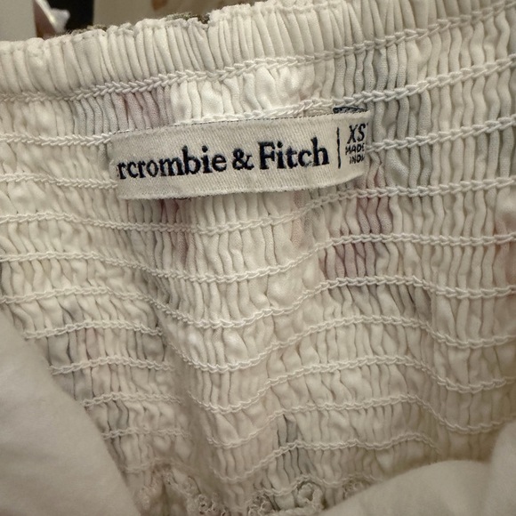 Abercrombie and fitch Puff-sleeve strawberry Print mini dress - Picture 6 of 8